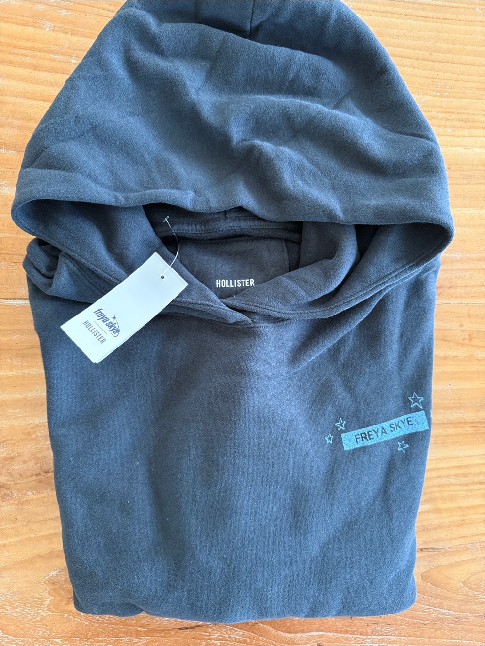 Hollister Freya Skye Silent Treatment Feel Good Navy Blue Hoodie Size M